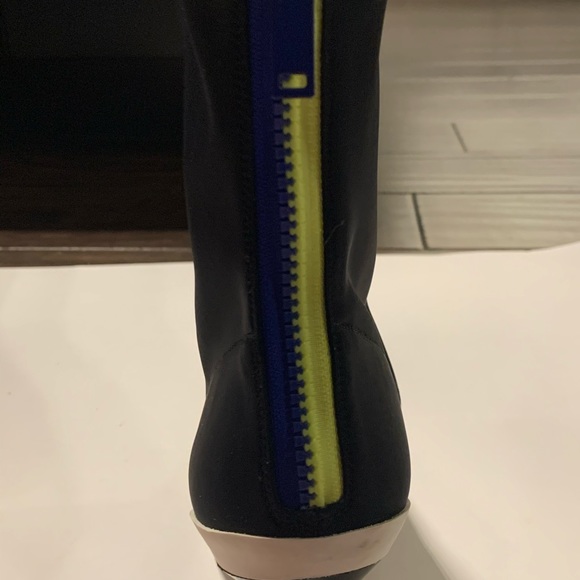 ALDO high heel ankle boots - Picture 3 of 4